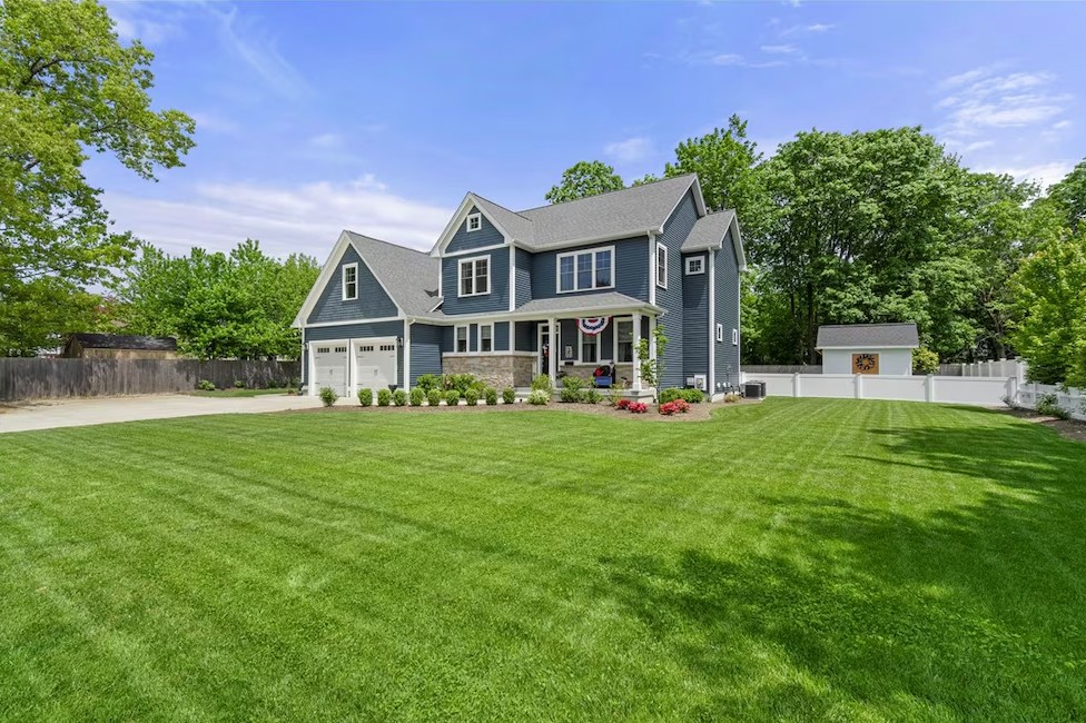 listing agent Rumford RI